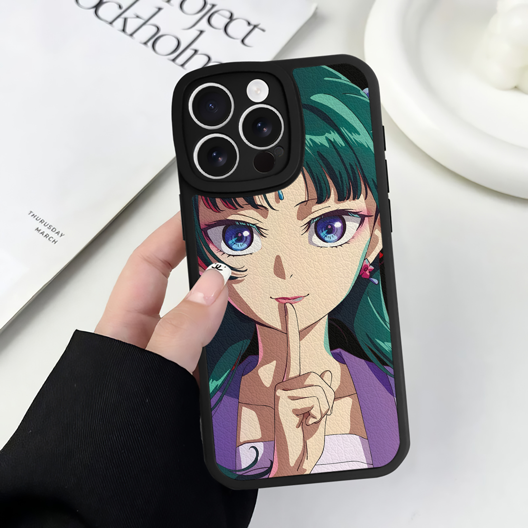 （画像用） 薬屋のひとりごと The Apothecary Diaries 【iPhone 16シリーズ対応】シリコンスマホケース（レザー調） 材質：シリコン